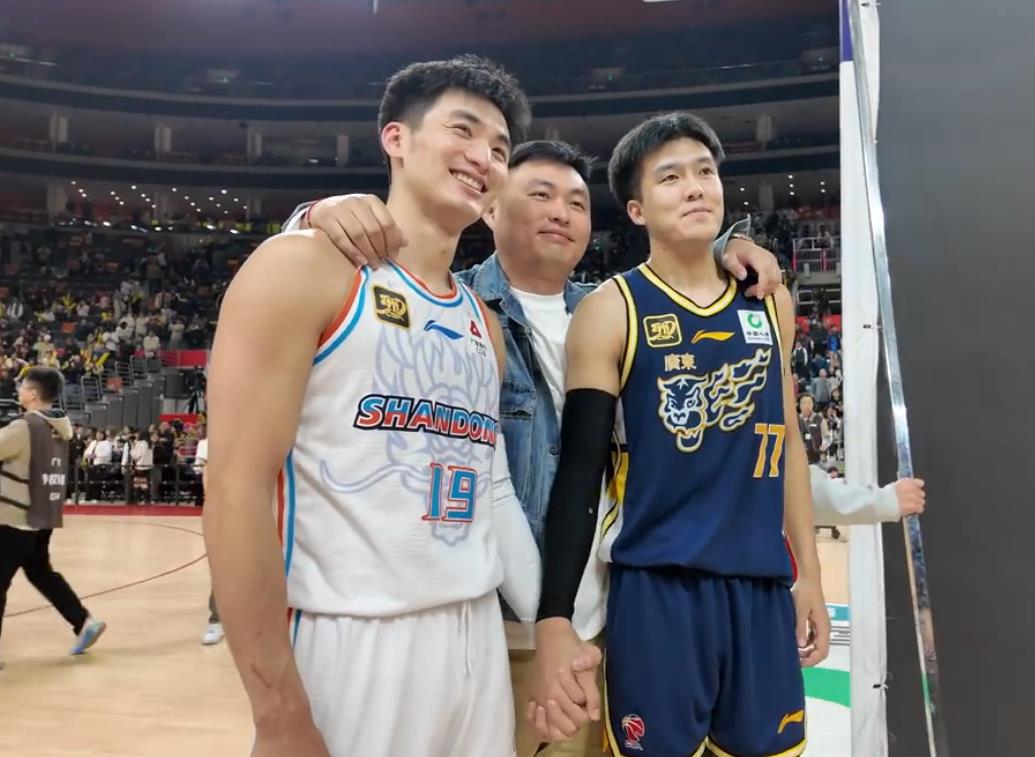 广东队与山东男篮争夺胜利权益