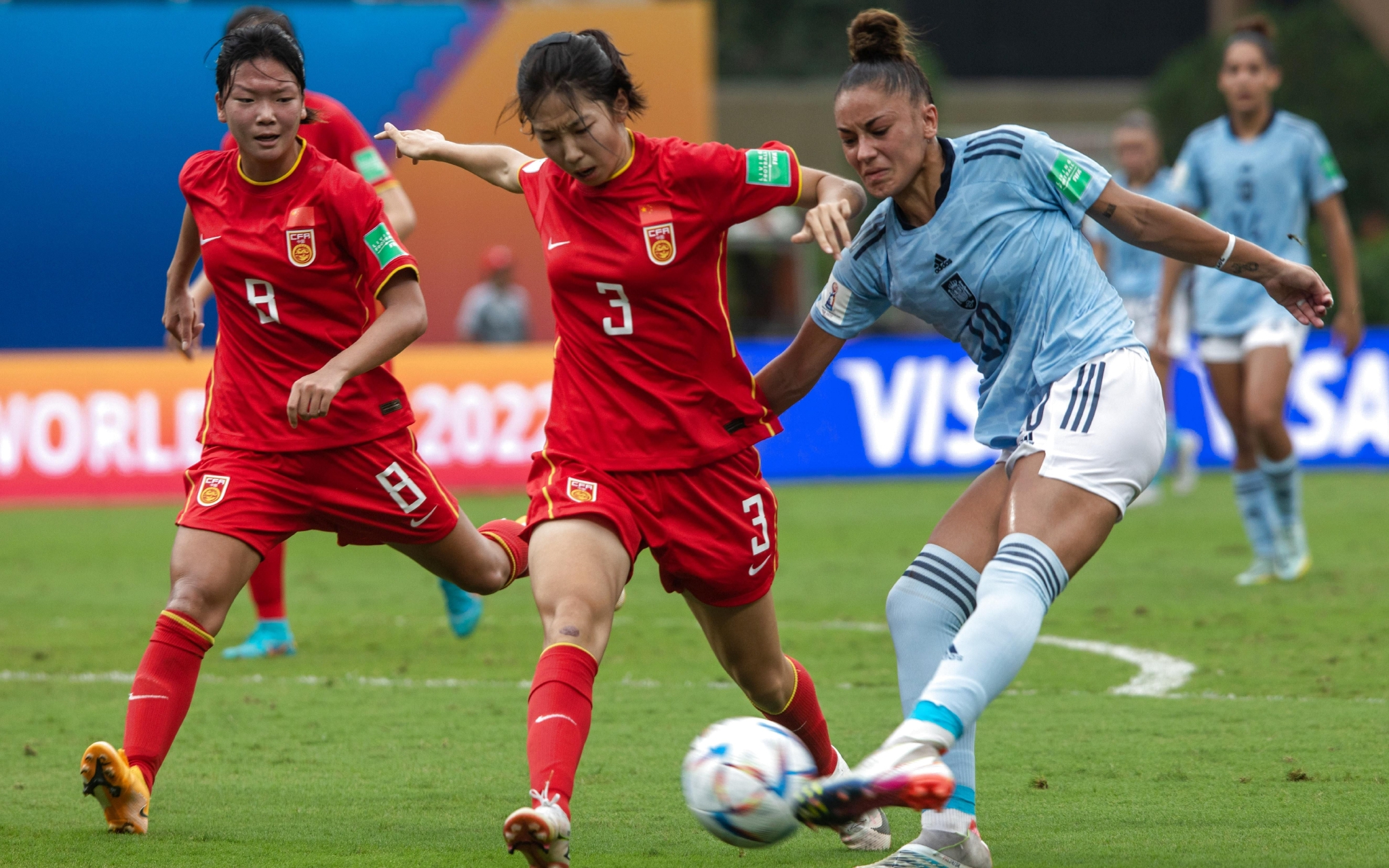 国际女足友谊赛结束，精彩纷呈