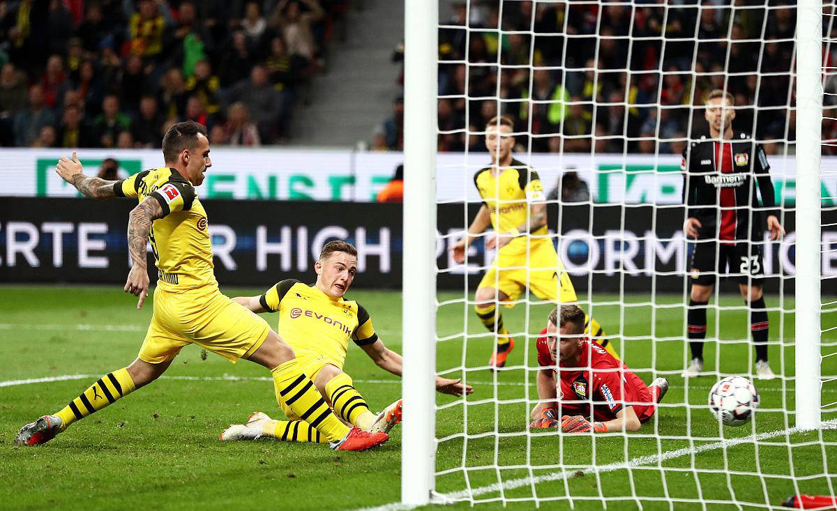 圣埃蒂安客场逼平昂热,球风正盛 圣埃蒂安客场逼平昂热,球风正盛