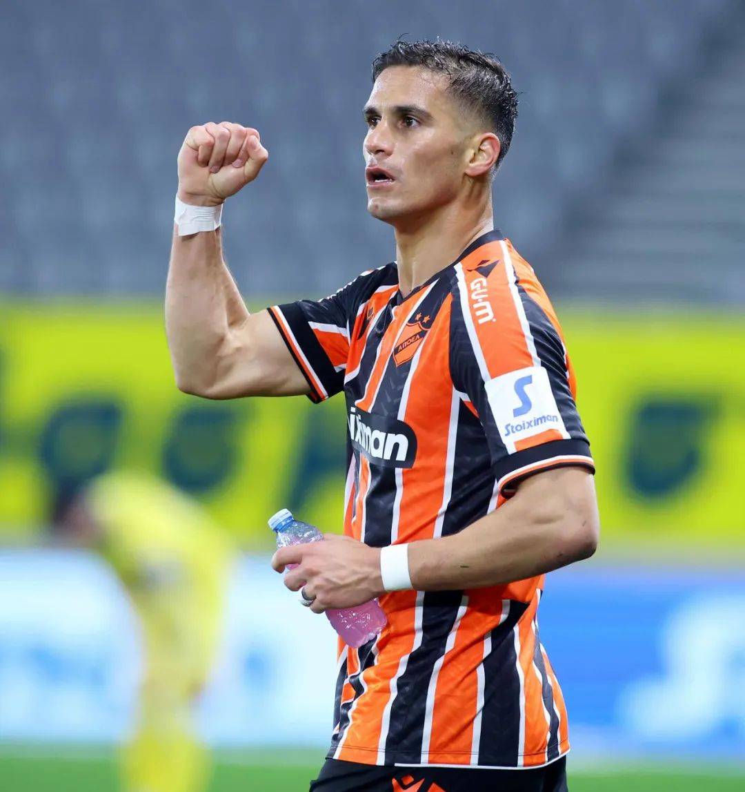 塞浦路斯队击败独联体队,晋级离奇 塞浦路斯队击败独联体队,晋级离奇