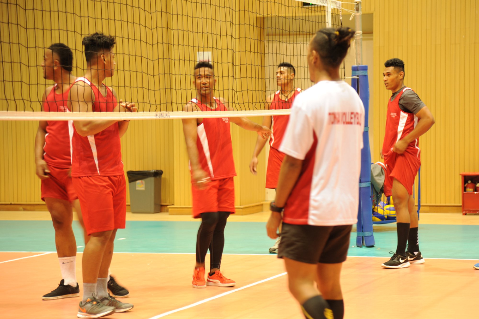 汤加队在比赛中取得了一场关键胜利，并展现出强大实力的简单介绍