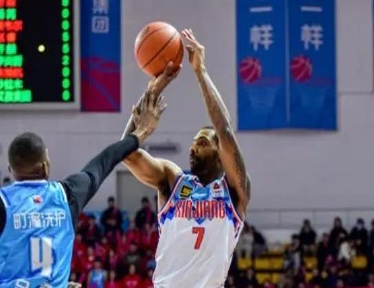 比利时国家队表现强劲，连得三胜