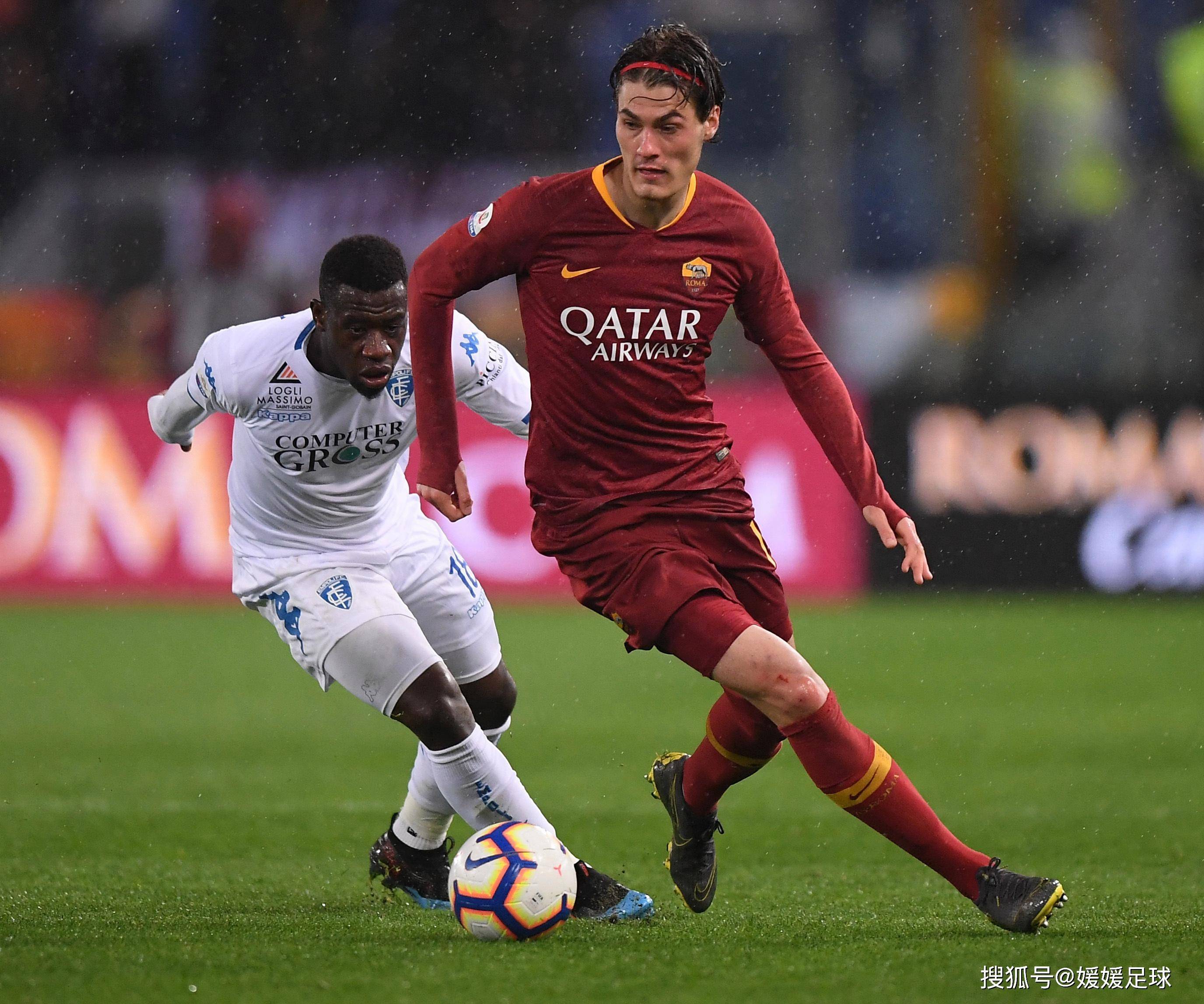 包含女足比赛中荷兰队表现不俗变为荷兰队表现稳健，势不可挡的词条