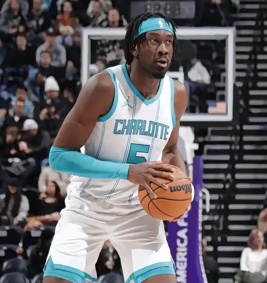 关于魔术客场力克开拓者，拉塞尔单握25分的信息