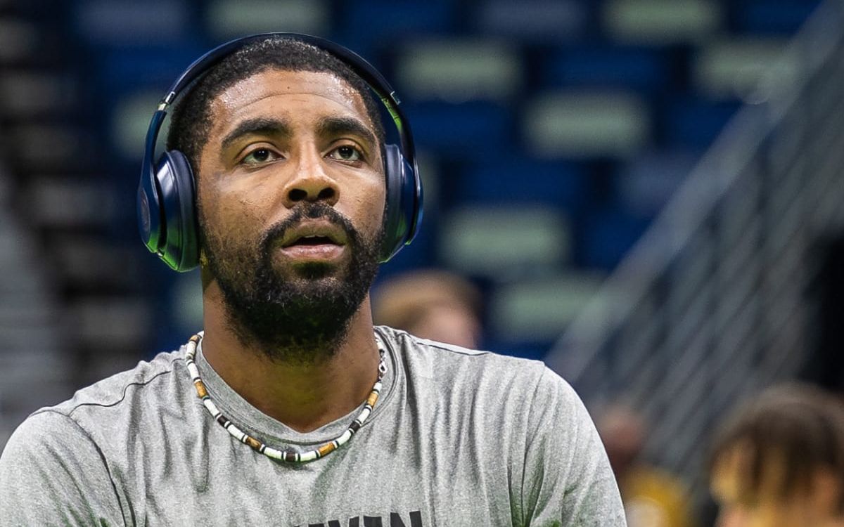 欧文恢复训练状况受媒体关注